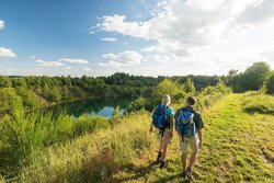 Wanderer am Manrother See